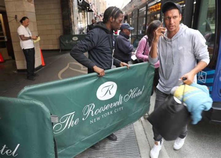 Meet Ray Lewis III's Inspiring Mother: A Behind-the-Scenes Look