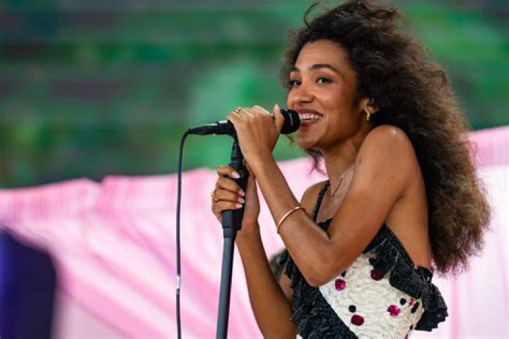 What You Need To Know About Olivia Luccardi's Perfect Teeth