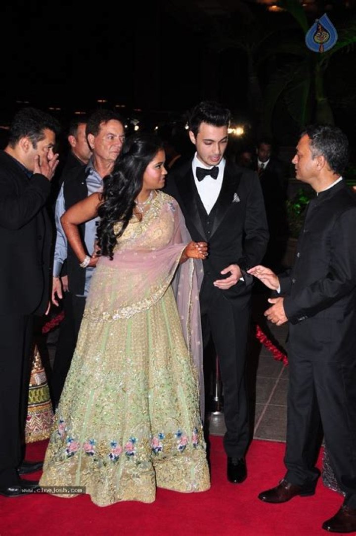 Who Is Arpita Khan's Husband? Unveiling The Details