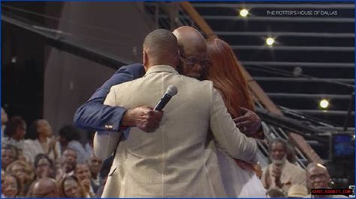 Why TD Jakes Is Stepping Down As Senior Pastor: Reasons Unveiled